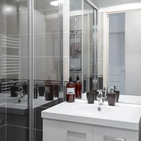 Apartment Le 7 De Coeur - Grand T4 Avec Balcon